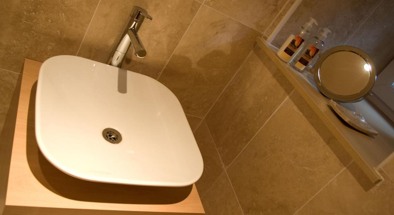 Kingsview Apartment Стърлинг Екстериор снимка